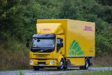 Flotila DHL Supply Chain se rozrostla o nový elektrický truck Volvo