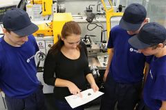 sigmundova-stredni-skola-lutin-management-ve-strojirenstvi-1-1200x800